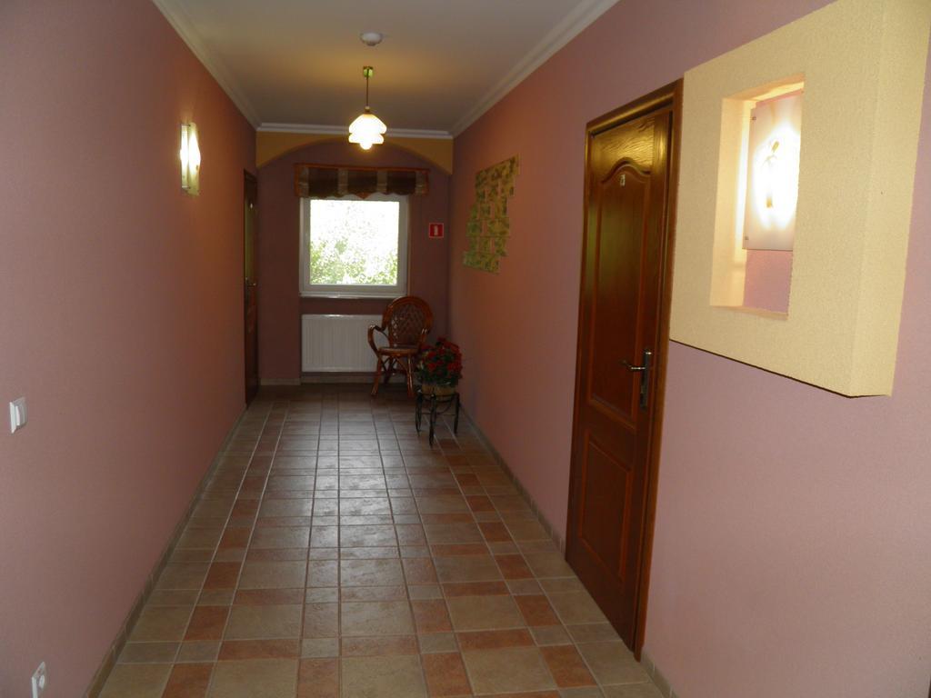 Magnat Otel Mukaçeve Dış mekan fotoğraf