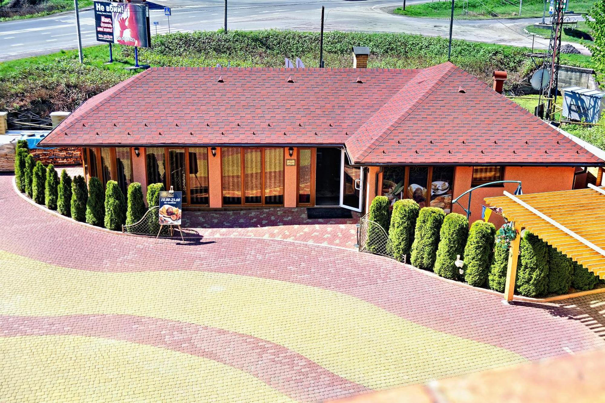 Magnat Otel Mukaçeve Dış mekan fotoğraf