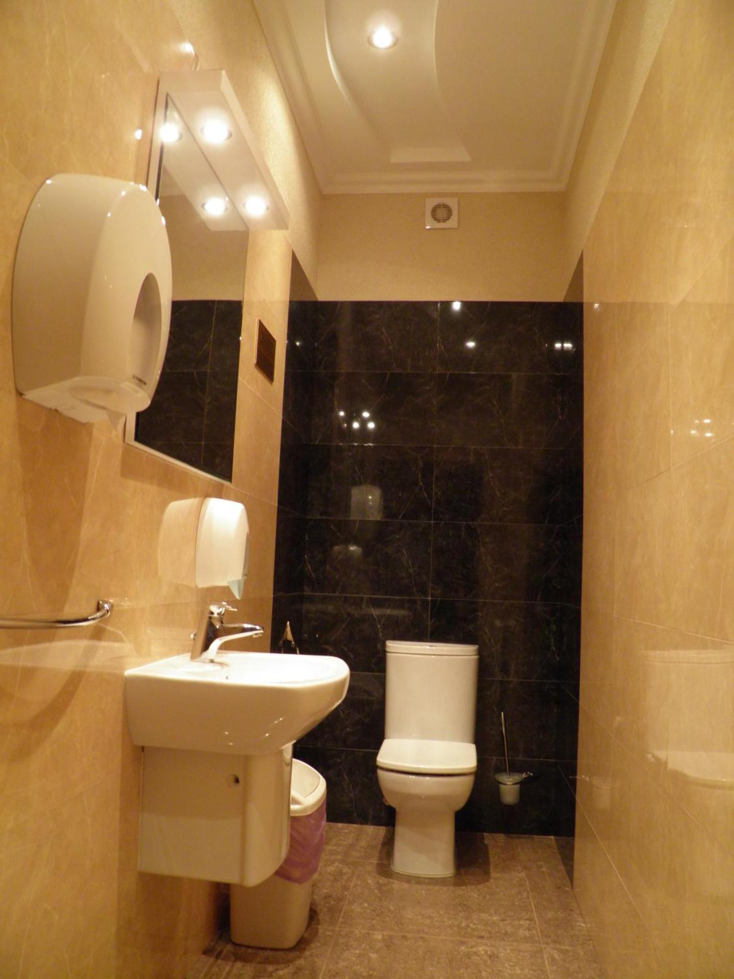 Magnat Otel Mukaçeve Dış mekan fotoğraf